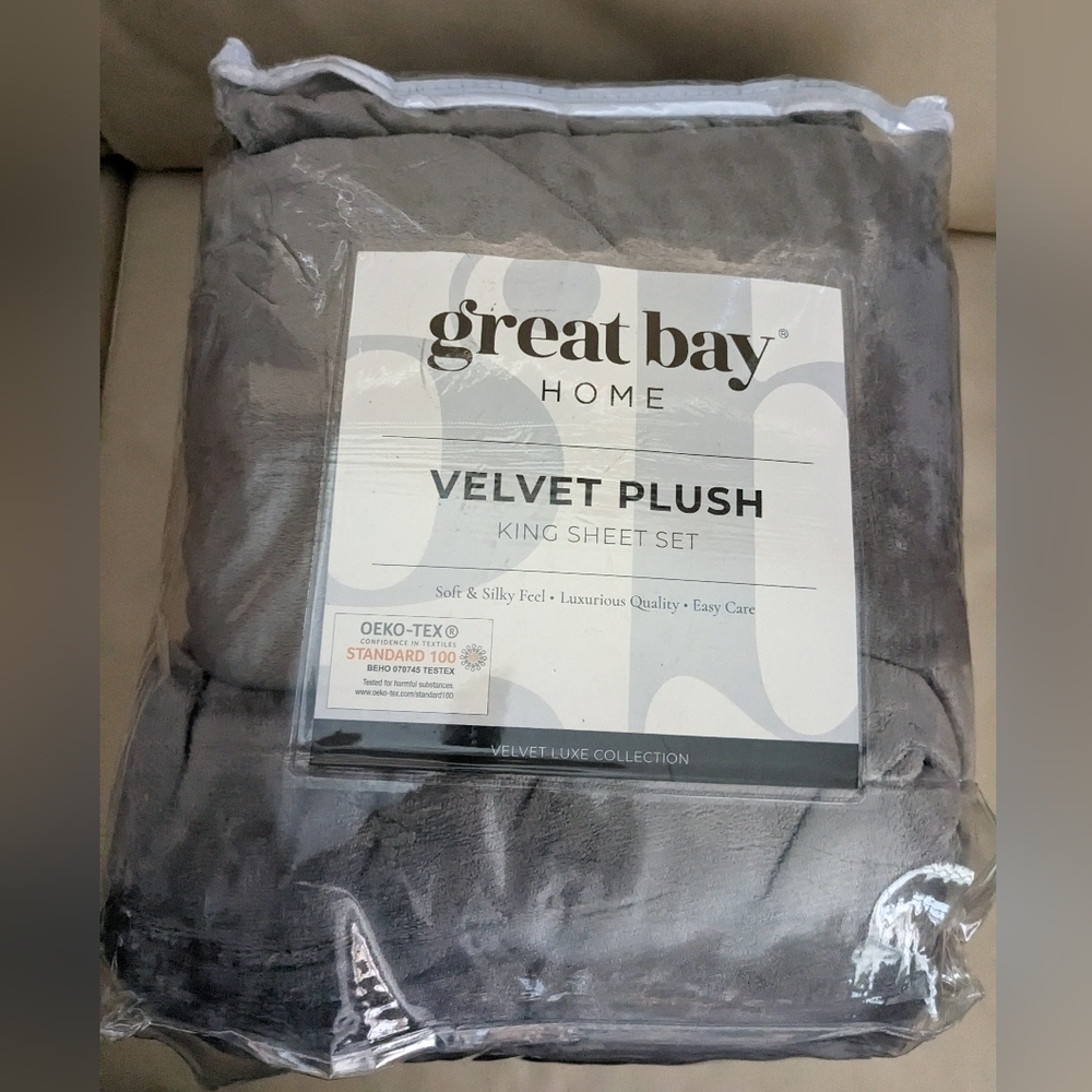 Great Bay Home Velvet Plush Lux King sheet bedding Set in Gray